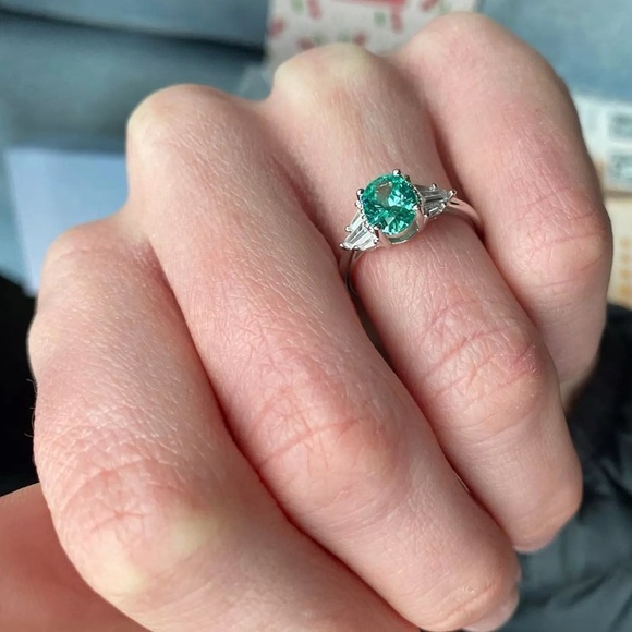 NEW Solid Sterling Silver Lab Mint Sapphire Ring - Picture 13 of 14